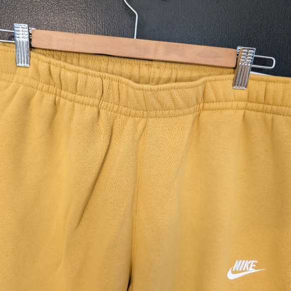 Nike Joggers Sweatpants Men's BNWT - Picture 8 of 16